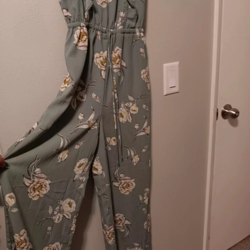 Xhilaration Sage Floral Print Jumpsuit - Picture 11 of 16